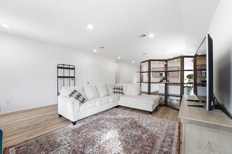 27230 Woodridge Gln Dr in Katy, TX - Building Photo - Building Photo