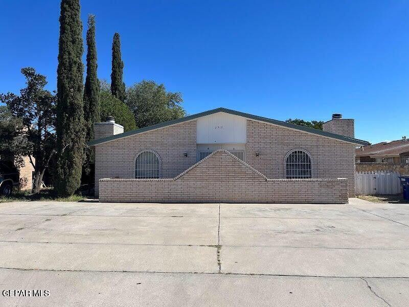 2918 E Glen Dr in El Paso, TX - Building Photo