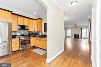 1324 Race St in Baltimore, MD - Building Photo - Building Photo