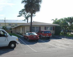 835 NE 14th Ct in Fort Lauderdale, FL - Building Photo - Building Photo