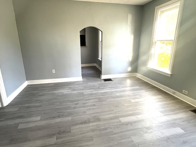 property at 715 Vine St