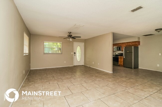 313 Apopka Hills Cir in Apopka, FL - Building Photo - Building Photo