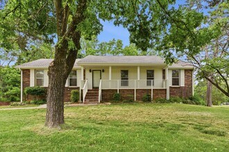 308 Brookview Ct in Old Hickory, TN - Building Photo - Building Photo