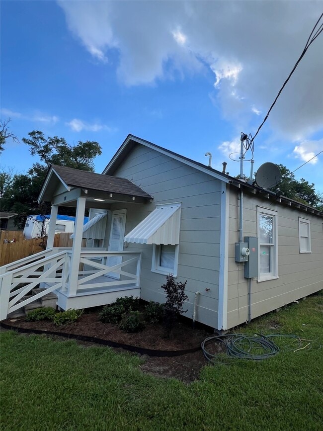 503 Ross St in La Marque, TX - Building Photo - Building Photo