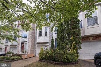 11425 Abner Ave in Fairfax, VA - Building Photo - Building Photo