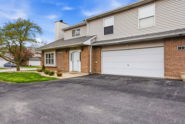 property at 5610 W Von Ave