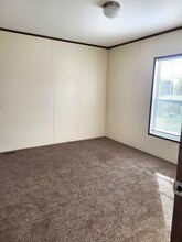 4151 Clement St in Milford, MI - Building Photo - Building Photo