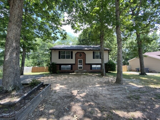 10813 Heatherwood Dr in Spotsylvania, VA - Building Photo - Building Photo