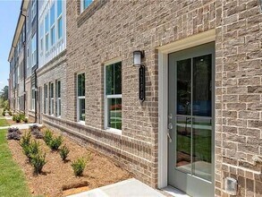 504 Hardy Dr in Acworth, GA - Building Photo - Building Photo