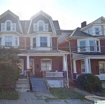 1206 Linden St in Bethlehem, PA - Building Photo