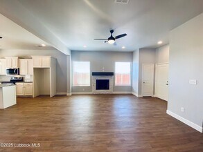 10407 Genoa Ave in Lubbock, TX - Building Photo - Building Photo