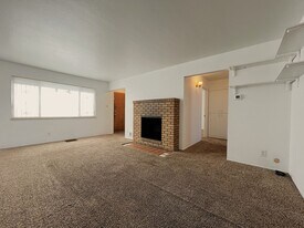 941 Alvarado Dr SE in Albuquerque, NM - Building Photo