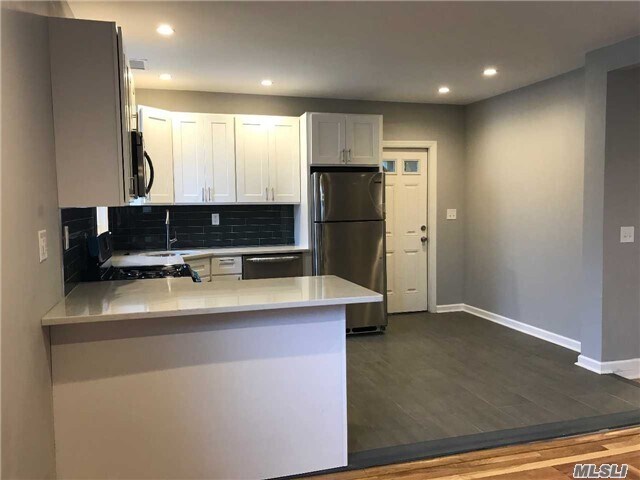 6 Florence St-Unit -2E in Baldwin, NY - Building Photo - Building Photo