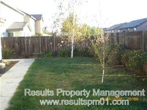 2934 Cardinal Dr in Lincoln, CA - Building Photo - Building Photo