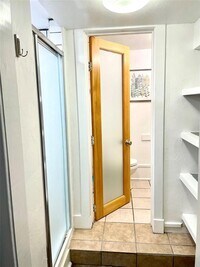 608 Oxford St photo'