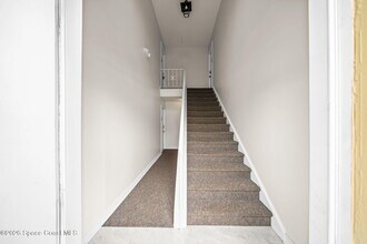 913 S Colonial Ct in Indian Harbour Beach, FL - Building Photo - Building Photo