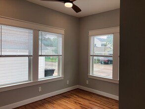 1004 Adele St, Unit 1002 Adele St in Houston, TX - Building Photo - Building Photo