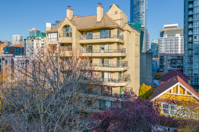 Barclay terrace in Vancouver, BC - Building Photo - Building Photo