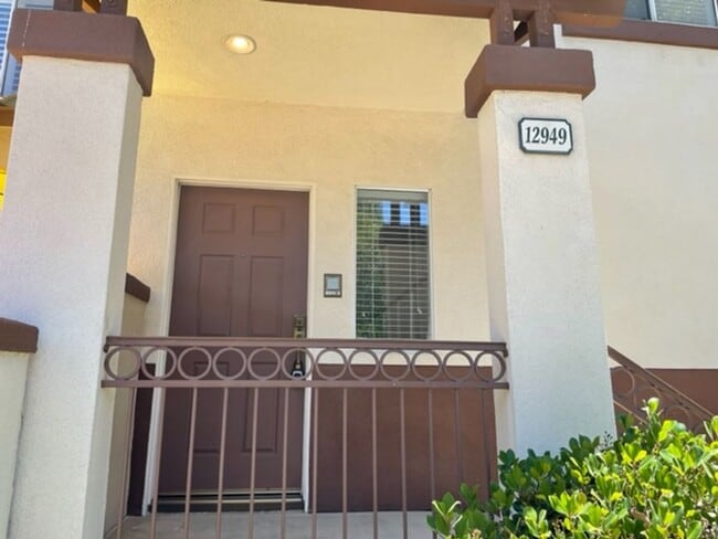 property at 12949 Ternberry Ct