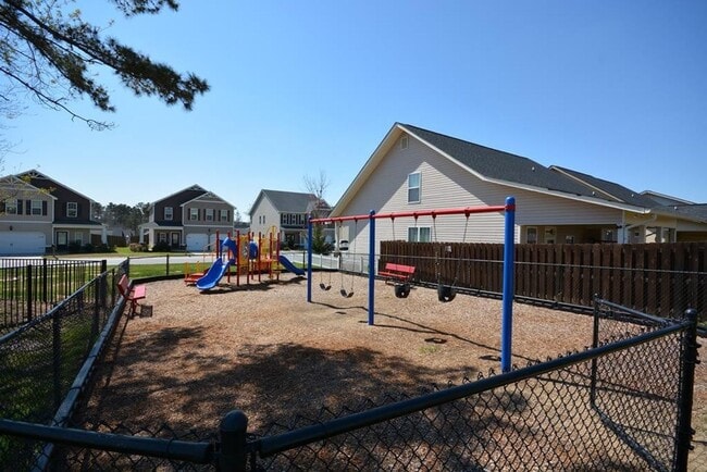 4457 Grove Landing Dr in Grovetown, GA - Building Photo - Building Photo