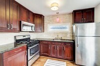 1621 Columbia St photo'