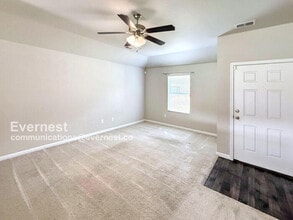 192 Stonebriar Dr in Calera, AL - Building Photo - Building Photo