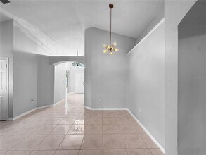 2135 Flintlock Blvd in Kissimmee, FL - Building Photo - Building Photo