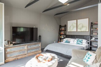 4140 Michael Ave, Unit Backhouse in Los Angeles, CA - Building Photo - Building Photo