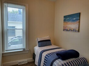 1614 Michigan Blvd in Racine, WI - Foto de edificio - Building Photo