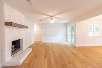 7707 Copano Dr in Austin, TX - Building Photo - Building Photo