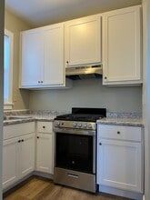 814 E Lincoln Ave, Unit Lower Rear in Milwaukee, WI - Building Photo - Building Photo