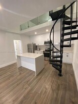 7411 Carlyle Ave in Miami Beach, FL - Building Photo