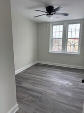 17 N Main St, Unit #2 in Angola, NY - Foto de edificio - Building Photo