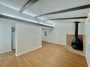 1118-1120 Hazelton St in San Marcos, TX - Building Photo - Building Photo