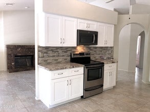 19010 N 90th Way in Scottsdale, AZ - Building Photo - Building Photo