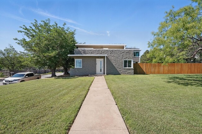 property at 702 E N 10th St