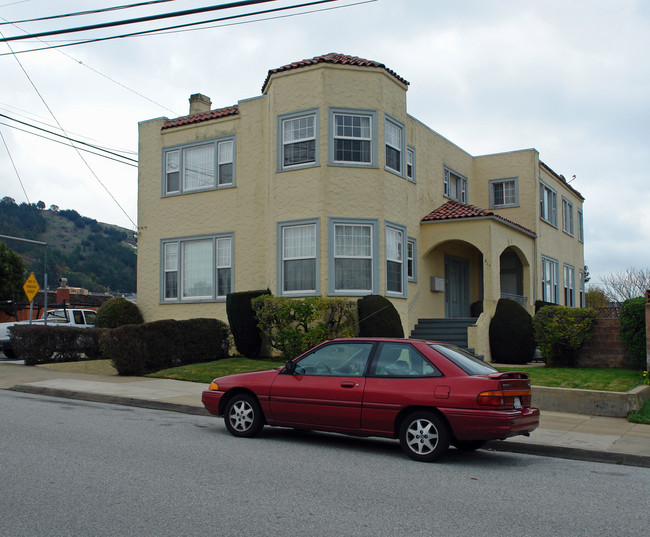 410 Eucalyptus Ave in South San Francisco, CA - Building Photo - Building Photo