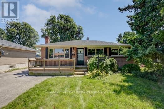 property at 1805 Whitehall Dr