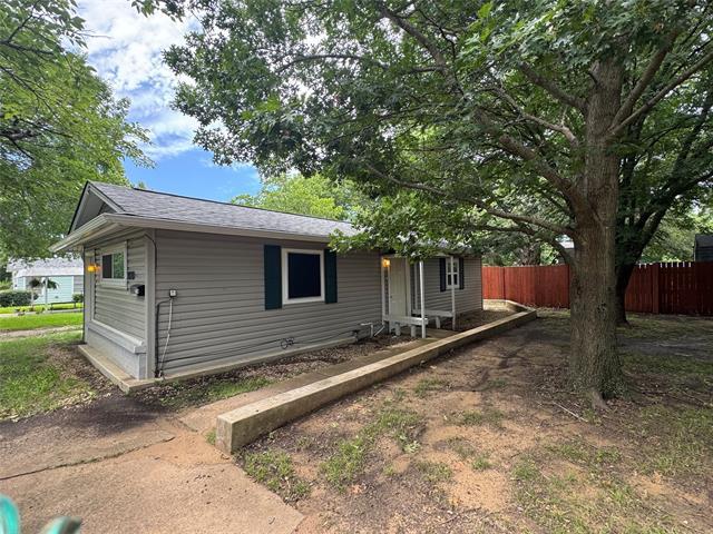 2020 N Alexander St in Sherman, TX - Building Photo - Building Photo
