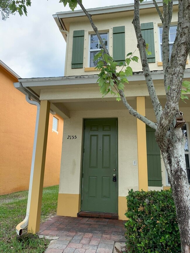 property at 2155 SE Bell Isle Dr