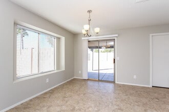 16080 W Jackson St in Goodyear, AZ - Foto de edificio - Building Photo