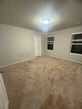 530 Woodcreek Lp in Lowell, AR - Building Photo - Building Photo