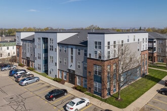 Prudden Place in Lansing, MI - Building Photo - Building Photo