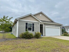 816 Delta Ct in Wilmington, NC - Building Photo - Building Photo