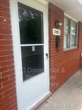 1705 N Lynn St in Independence, MO - Building Photo - Building Photo
