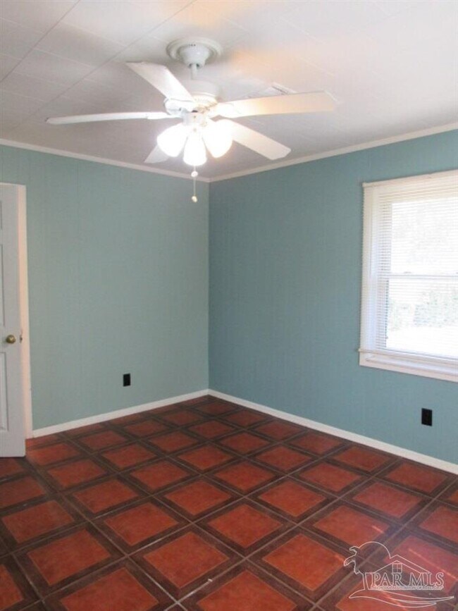 6112 Hwy 95A N in Molino, FL - Building Photo - Building Photo