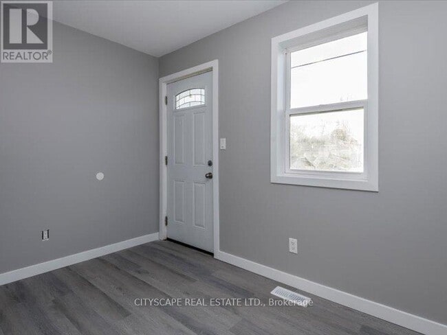 148 Dunedin St in Orillia, ON - Building Photo - Building Photo