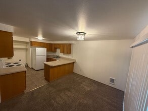 5903-5905 157th St Ct E in Puyallup, WA - Building Photo - Building Photo