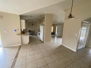 1002 SW Romaine Ln in Port St. Lucie, FL - Building Photo - Building Photo