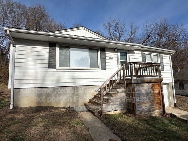2010 Bunker Ave in Kansas City, KS - Building Photo - Building Photo